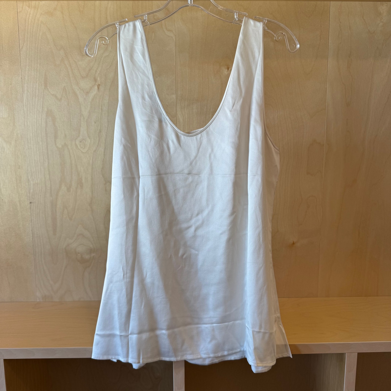 Nwt Ravella Fiora Silk Tank Washable Pearl White Cami Quiet Luxury Size M — image 5 of 8